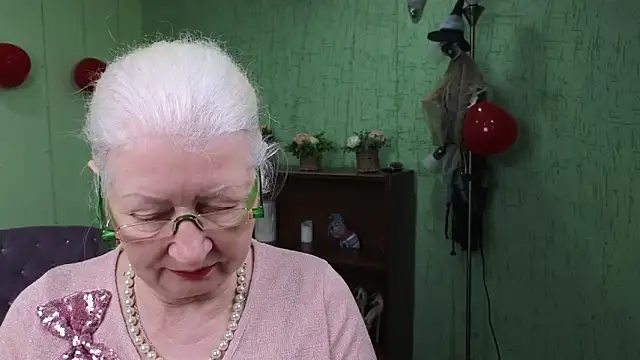 Snapshot of Maya_Mayflower chatting on 10, 3, 2025 Maya Mayflower online show from 10, 3, 2025