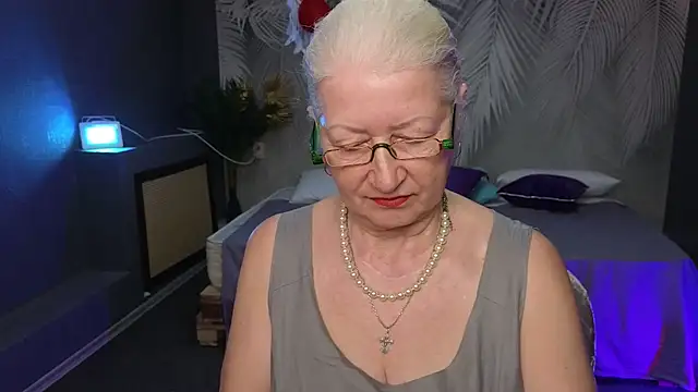 Snapshot of Maya_Mayflower chatting on 13, 3, 2025 Maya Mayflower online show from 13, 3, 2025