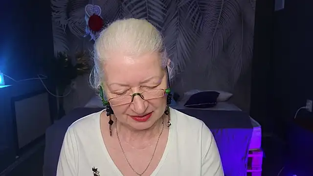 Snapshot of Maya_Mayflower chatting on 14, 3, 2025 Maya Mayflower online show from 14, 3, 2025