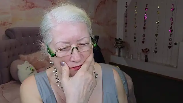 Snapshot of Maya_Mayflower chatting on 22, 3, 2025 Maya Mayflower online show from 22, 3, 2025