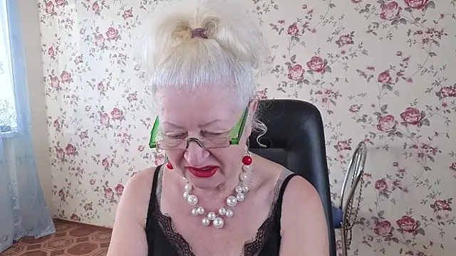 Snapshot of Maya_Mayflower chatting on 23, 9, 2025 Maya Mayflower online show from 23, 9, 2025