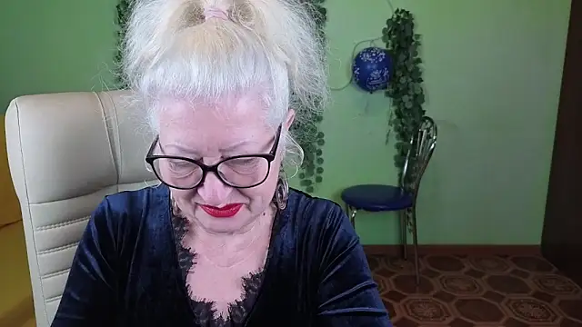 Snapshot of Maya_Mayflower chatting on 28, 9, 2025 Maya Mayflower online show from 28, 9, 2025