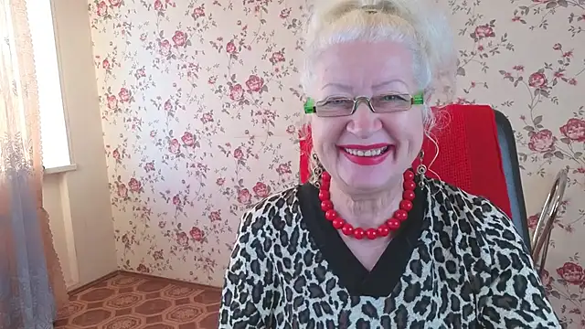 Snapshot of Maya_Mayflower chatting on 24, 10, 2025 Maya Mayflower online show from 24, 10, 2025