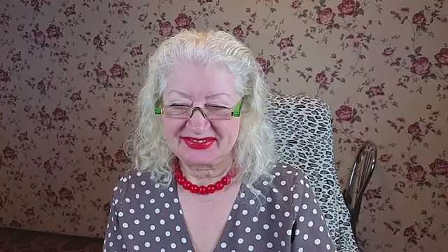 Snapshot of Maya_Mayflower chatting on 16, 11, 2025 Maya Mayflower online show from 16, 11, 2025