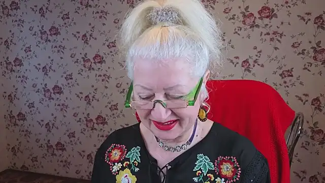 Snapshot of Maya_Mayflower chatting on 30, 11, 2025 Maya Mayflower online show from 30, 11, 2025