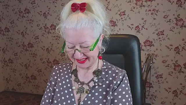 Maya Mayflower online show from 13, 1, 2026