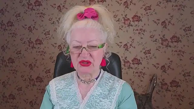 Maya Mayflower online show from 28, 2, 2026