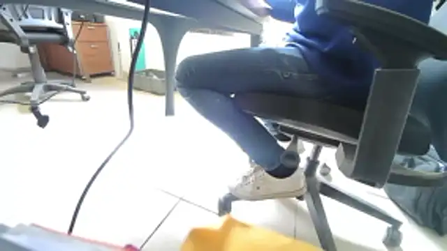 Snapshot of GM51-1988 chatting on 10, 4, 2026 GM51-1988 online show from 10, 4, 2026