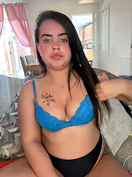 Snapshot of Sophie_23XX chatting on 10, 10, 2025 Sophie 23XX online show from 10, 10, 2025