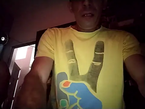 Snapshot of karlossan24 chatting on 1, 3, 2026 karlossan24 online show from 1, 3, 2026