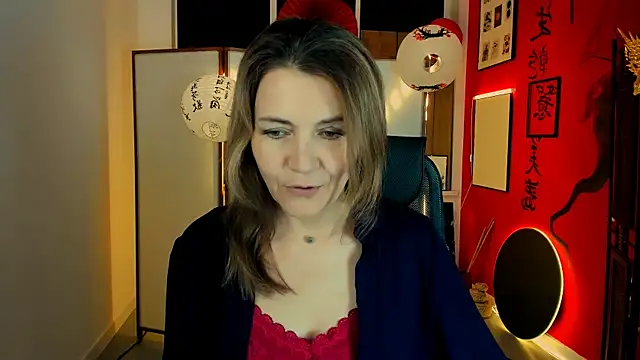 NicoleHitman online show from 7, 4, 2026