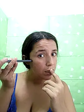 Snapshot of Jenny_gir25 chatting on 6, 10, 2025 Jenny gir25 online show from 6, 10, 2025