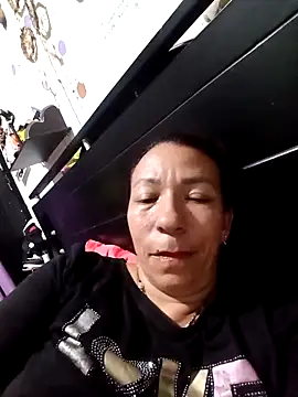 Snapshot of Antonela45 chatting on 13, 5, 2026 Antonela45 online show from 13, 5, 2026