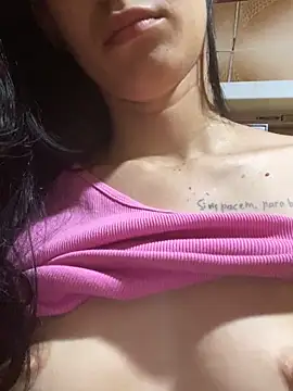 dianagomes2511 online show from 3, 3, 2025