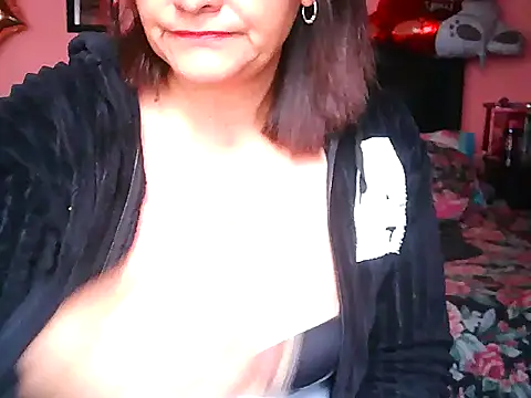 Snapshot of BiancaSteel chatting on 3, 7, 2026 BiancaSteel online show from 3, 7, 2026