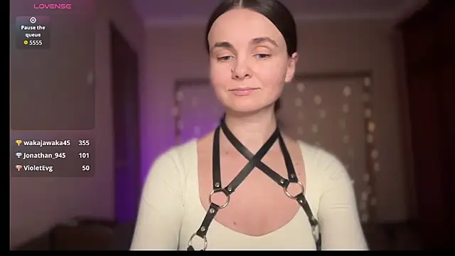 lanaloulou online show from 28, 9, 2025