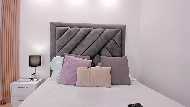 Snapshot of sweetandyy_ chatting on 11, 4, 2026 sweetandyy online show from 11, 4, 2026