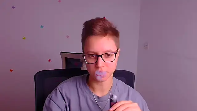 Bella Swannn online show from 18, 3, 2025