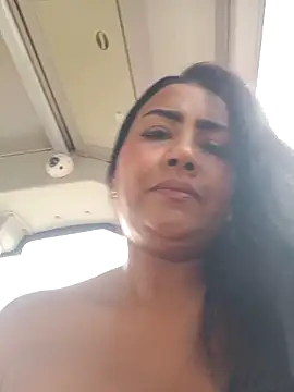 Snapshot of Ariana_Rodriguez chatting on 21, 4, 2026 Ariana Rodriguez online show from 21, 4, 2026