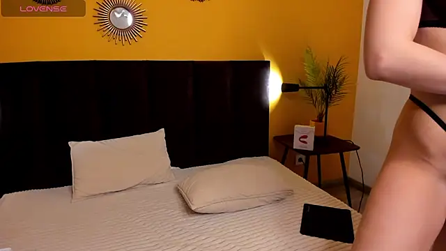 Jessie Curlyy online show from 20, 11, 2025