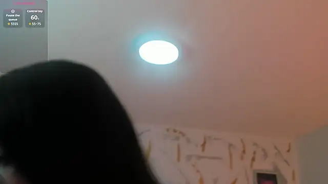 Snapshot of Cristal_Velle chatting on 13, 3, 2026 Cristal Velle online show from 13, 3, 2026