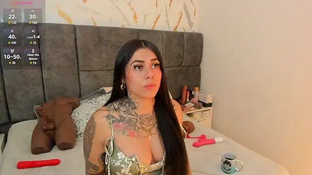 Snapshot of Cristal_Velle chatting on 21, 3, 2026 Cristal Velle online show from 21, 3, 2026