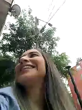 Snapshot of Isabella_Varella chatting on 5, 3, 2025 Isabella Varella online show from 5, 3, 2025