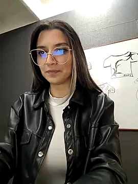 Snapshot of Isabella_Varella chatting on 15, 3, 2025 Isabella Varella online show from 15, 3, 2025