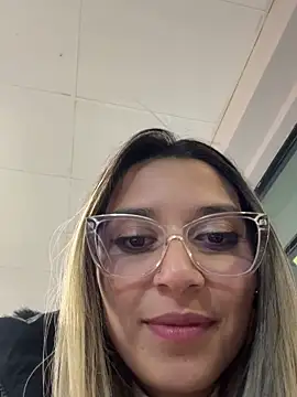 Snapshot of Isabella_Varella chatting on 13, 9, 2025 Isabella Varella online show from 13, 9, 2025