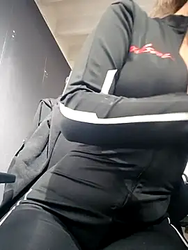 Snapshot of Isabella_Varella chatting on 25, 9, 2025 Isabella Varella online show from 25, 9, 2025