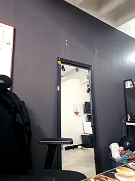 Snapshot of Isabella_Varella chatting on 11, 10, 2025 Isabella Varella online show from 11, 10, 2025