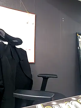 Snapshot of Isabella_Varella chatting on 16, 10, 2025 Isabella Varella online show from 16, 10, 2025