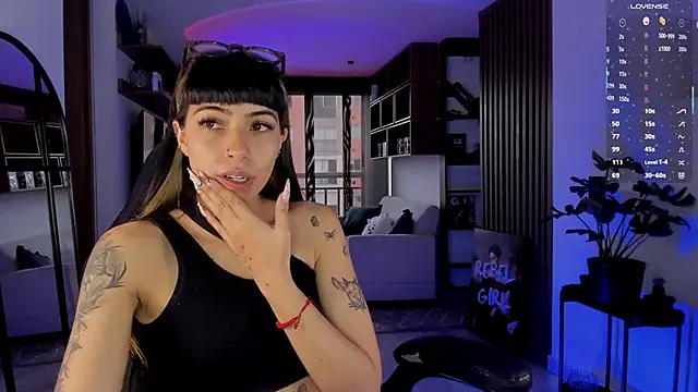 Snapshot of Saraa_Desiree chatting on 10, 2, 2026 Saraa Desiree online show from 10, 2, 2026