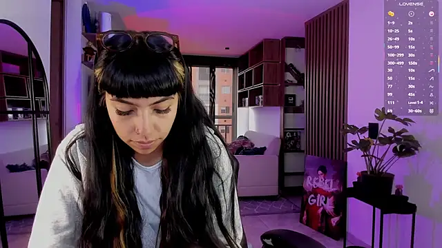 Snapshot of Saraa_Desiree chatting on 16, 2, 2026 Saraa Desiree online show from 16, 2, 2026