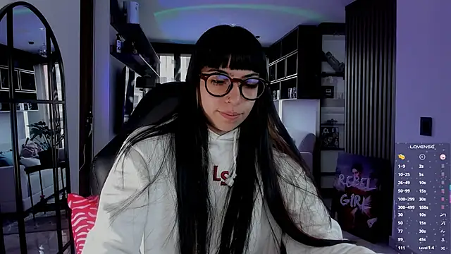 Snapshot of Saraa_Desiree chatting on 12, 3, 2026 Saraa Desiree online show from 12, 3, 2026