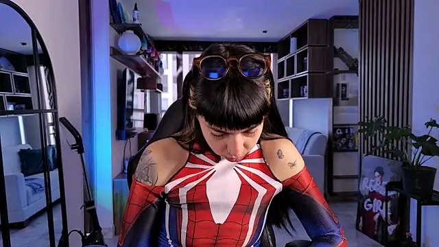 Snapshot of Saraa_Desiree chatting on 7, 4, 2026 Saraa Desiree online show from 7, 4, 2026