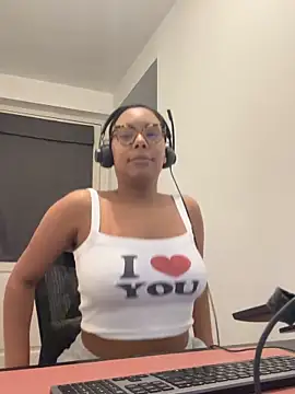 Melia Rayne online show from 13, 2, 2026