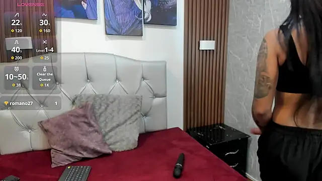 Snapshot of Devil_AliceXo chatting on 27, 10, 2025 Devil AliceXo online show from 27, 10, 2025