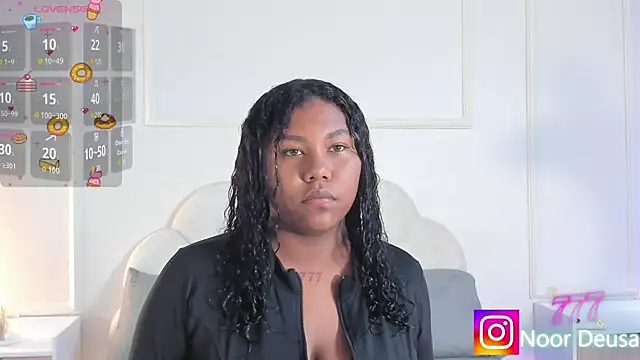 Snapshot of Candaceoweens chatting on 2, 4, 2026 Candaceoweens online show from 2, 4, 2026