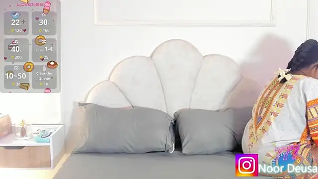 Snapshot of Candaceoweens chatting on 7, 4, 2026 Candaceoweens online show from 7, 4, 2026