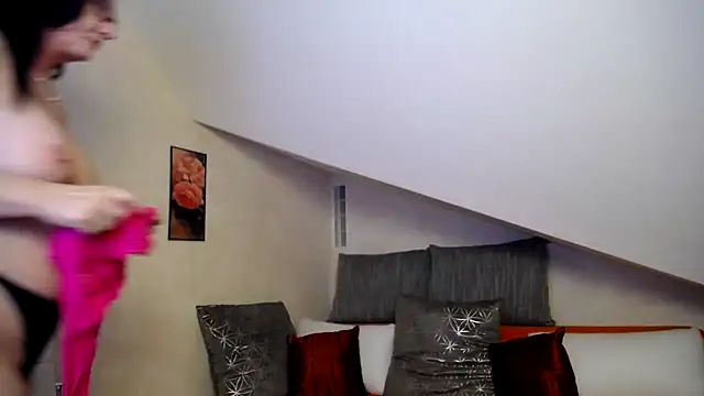 Kathylovexxx online show from 15, 2, 2026