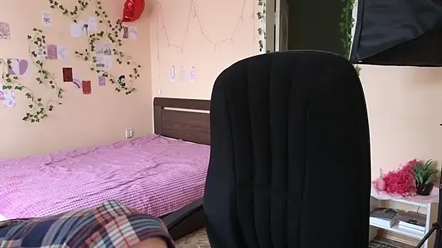 Snapshot of Wane_Witch chatting on 19, 4, 2026 Wane Witch online show from 19, 4, 2026