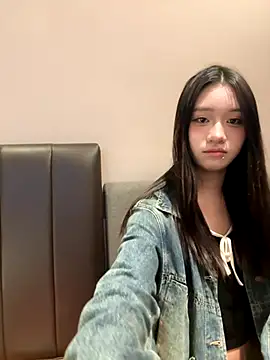 Snapshot of TOP_yoyo chatting on 19, 10, 2025 TOP yoyo online show from 19, 10, 2025