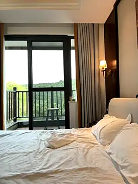 Snapshot of TOP_yoyo chatting on 19, 11, 2025 TOP yoyo online show from 19, 11, 2025