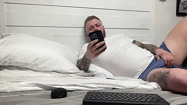 Snapshot of Thegreatwhitepipe chatting on 23, 9, 2025 Thegreatwhitepipe online show from 23, 9, 2025