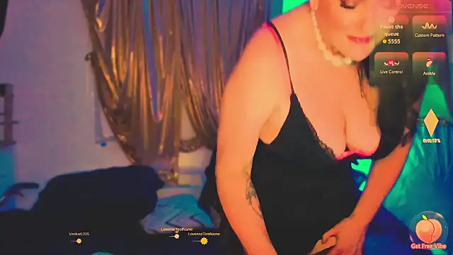 Snapshot of Sandiego8383@xh chatting on 26, 4, 2026 Sandiego8383xh online show from 26, 4, 2026