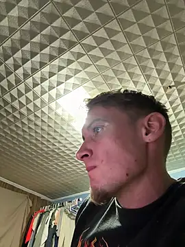 Snapshot of Ilovepussy1911 chatting on 22, 3, 2026 Ilovepussy1911 online show from 22, 3, 2026