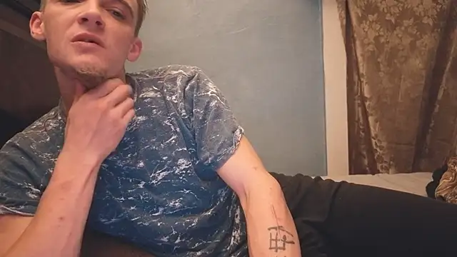 Snapshot of Ilovepussy1911 chatting on 25, 3, 2026 Ilovepussy1911 online show from 25, 3, 2026