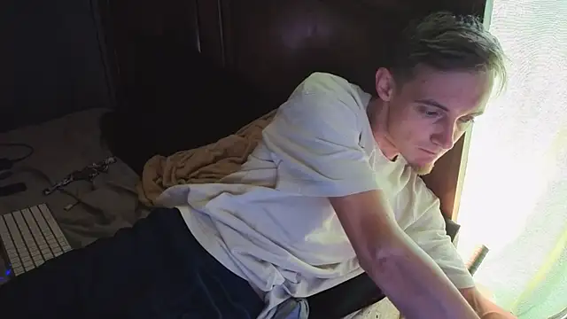 Snapshot of Ilovepussy1911 chatting on 27, 3, 2026 Ilovepussy1911 online show from 27, 3, 2026