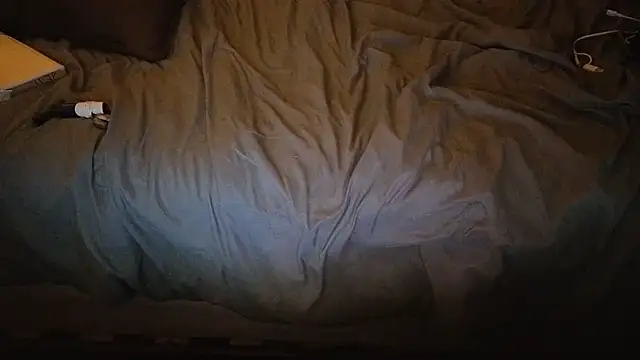 Snapshot of Ilovepussy1911 chatting on 31, 3, 2026 Ilovepussy1911 online show from 31, 3, 2026